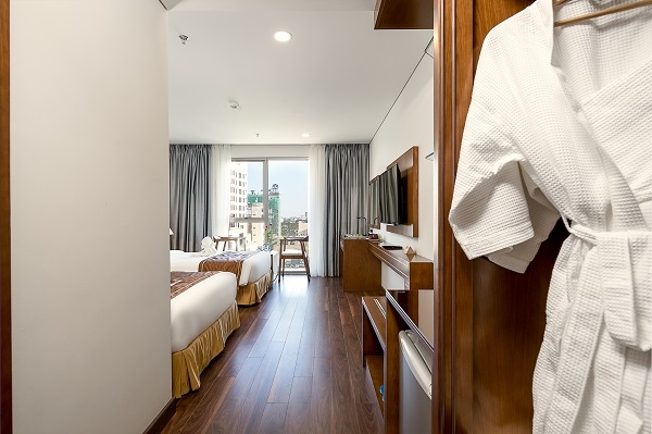 Superior Twin Room Partial Sea View #3