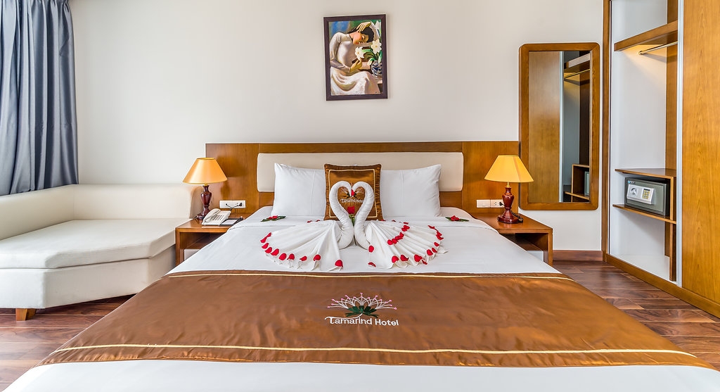 Luxury One Bedroom Apartment Partial Sea View (with bathtub, balcony) #4