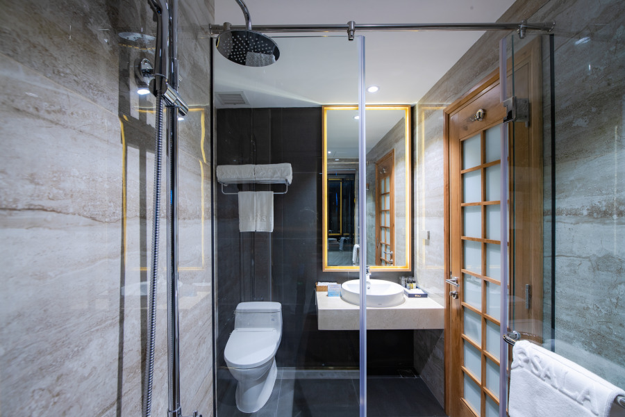 Family Suite (Connecting Room) #1