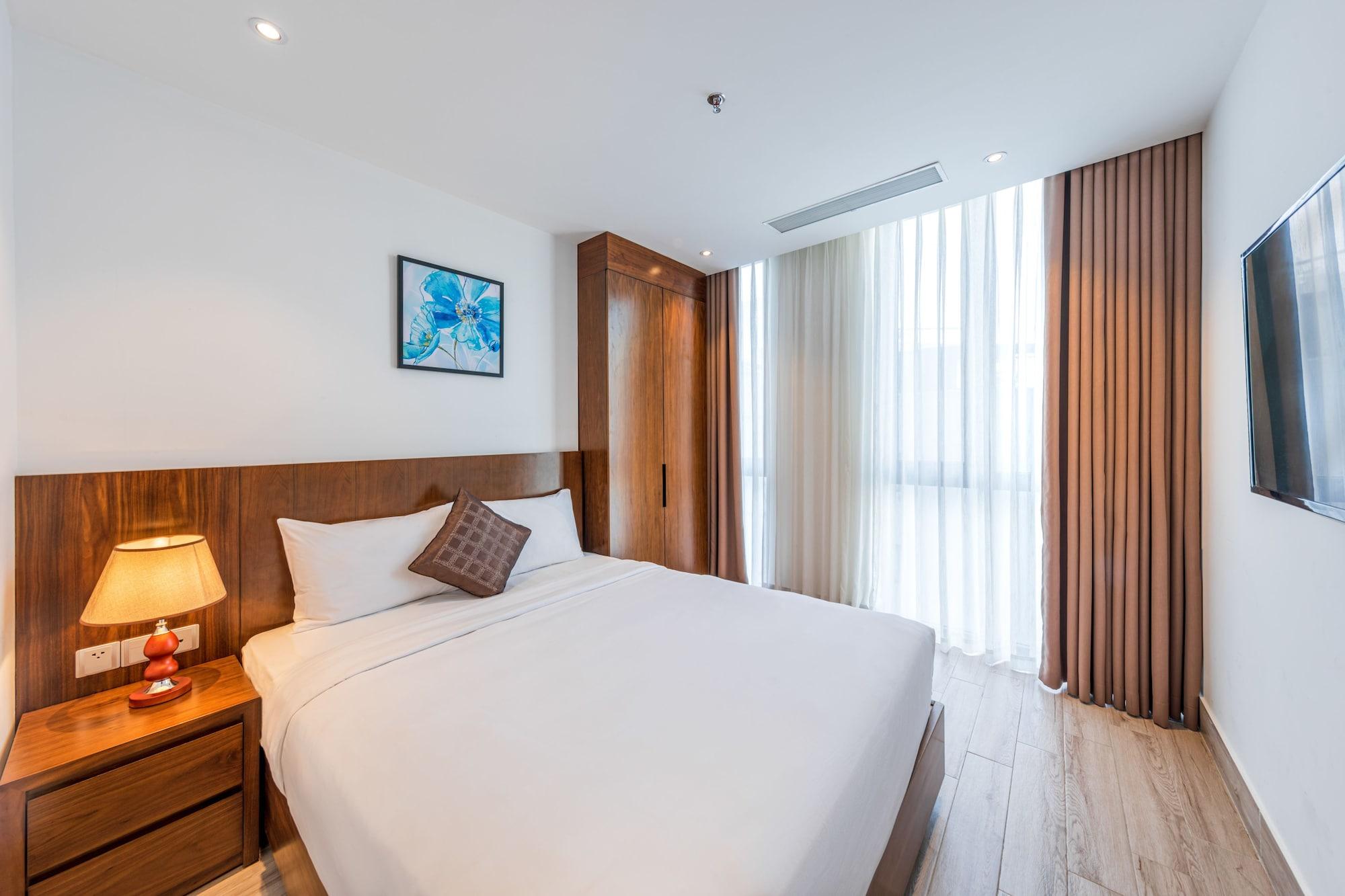 Premier Apartment #3