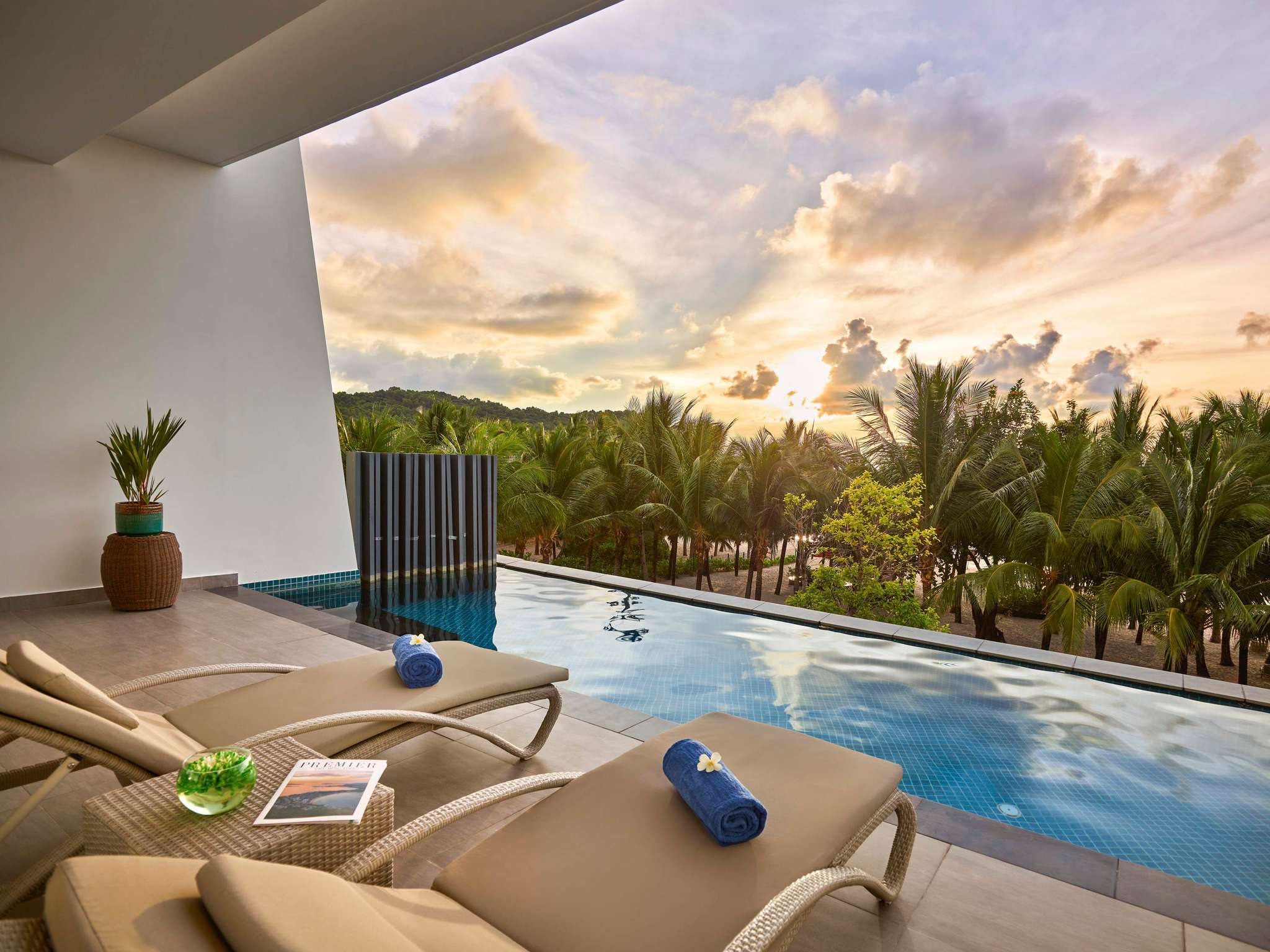 Apartment 2 Bedrooms with Private Pool #1