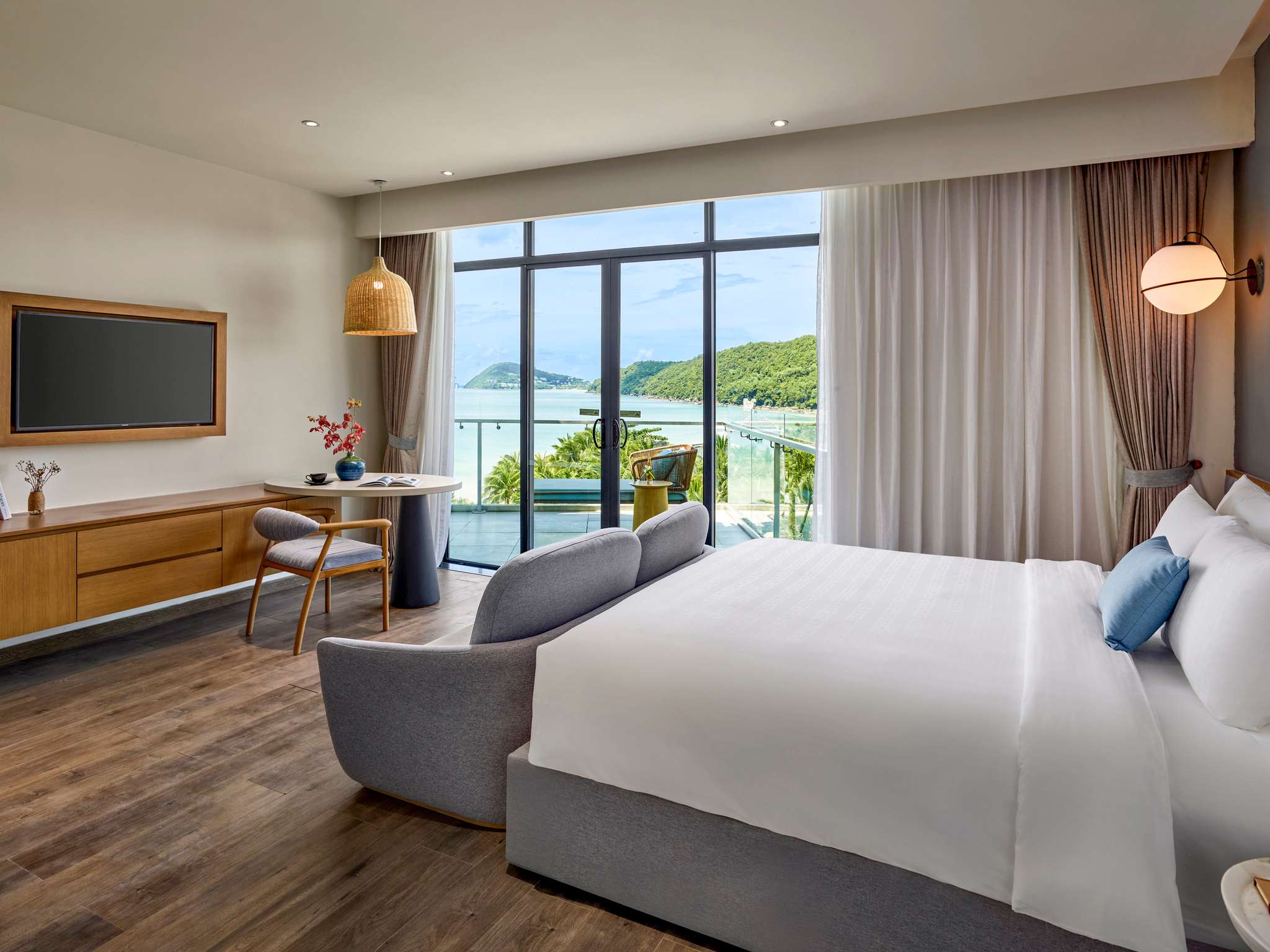 Penthouse 2 Bedrooms with Private Pool #4