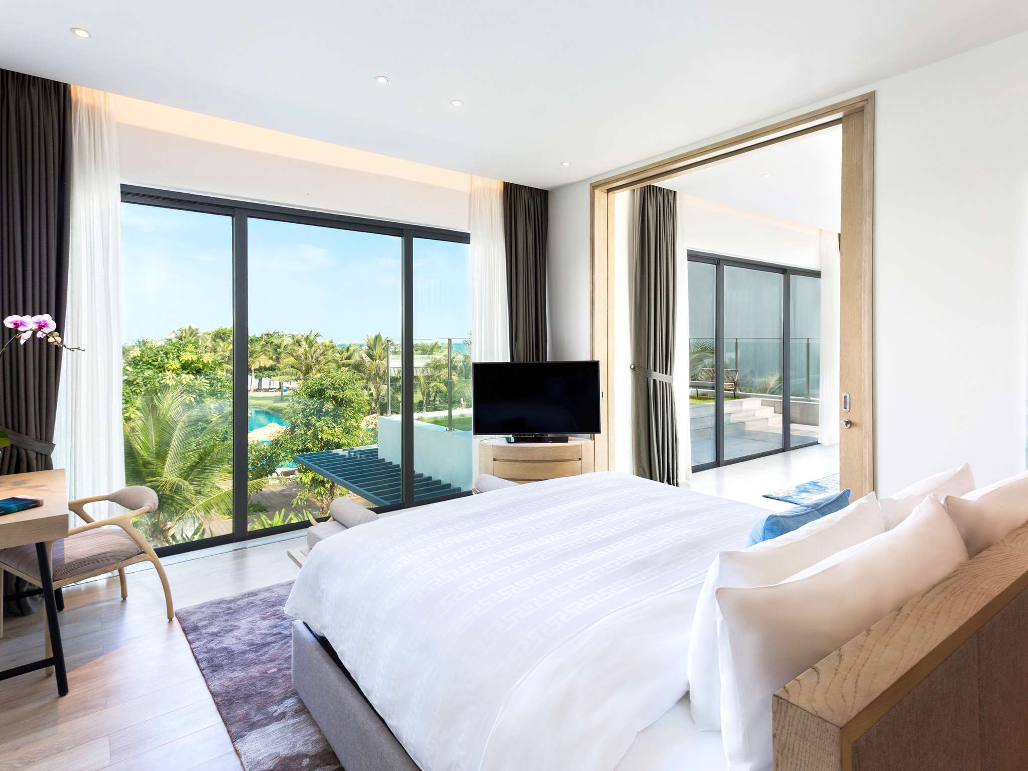 Garden Villa 3 Bedrooms with Private Pool #8