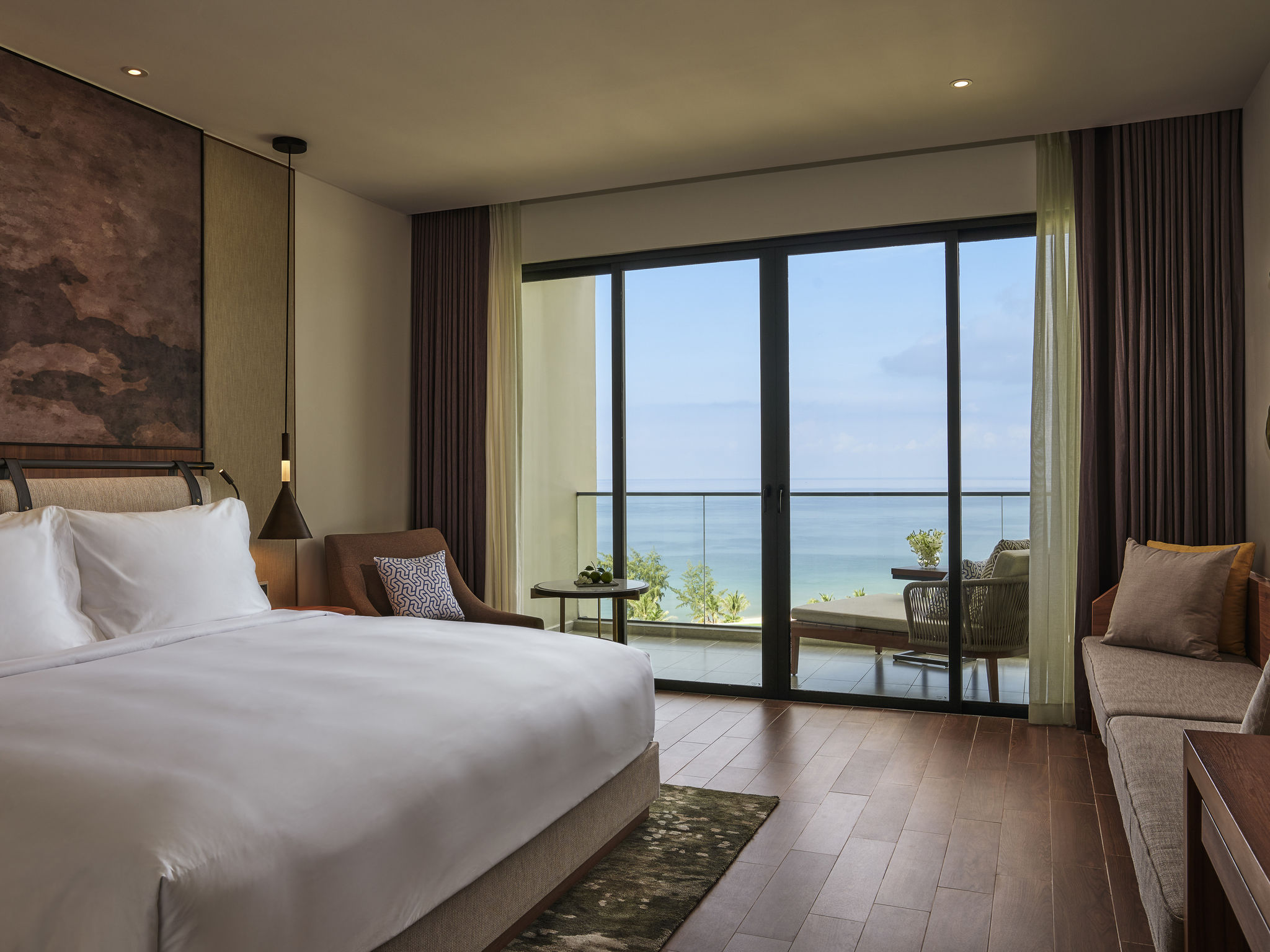 Superior King Room Sea View with Balcony #1