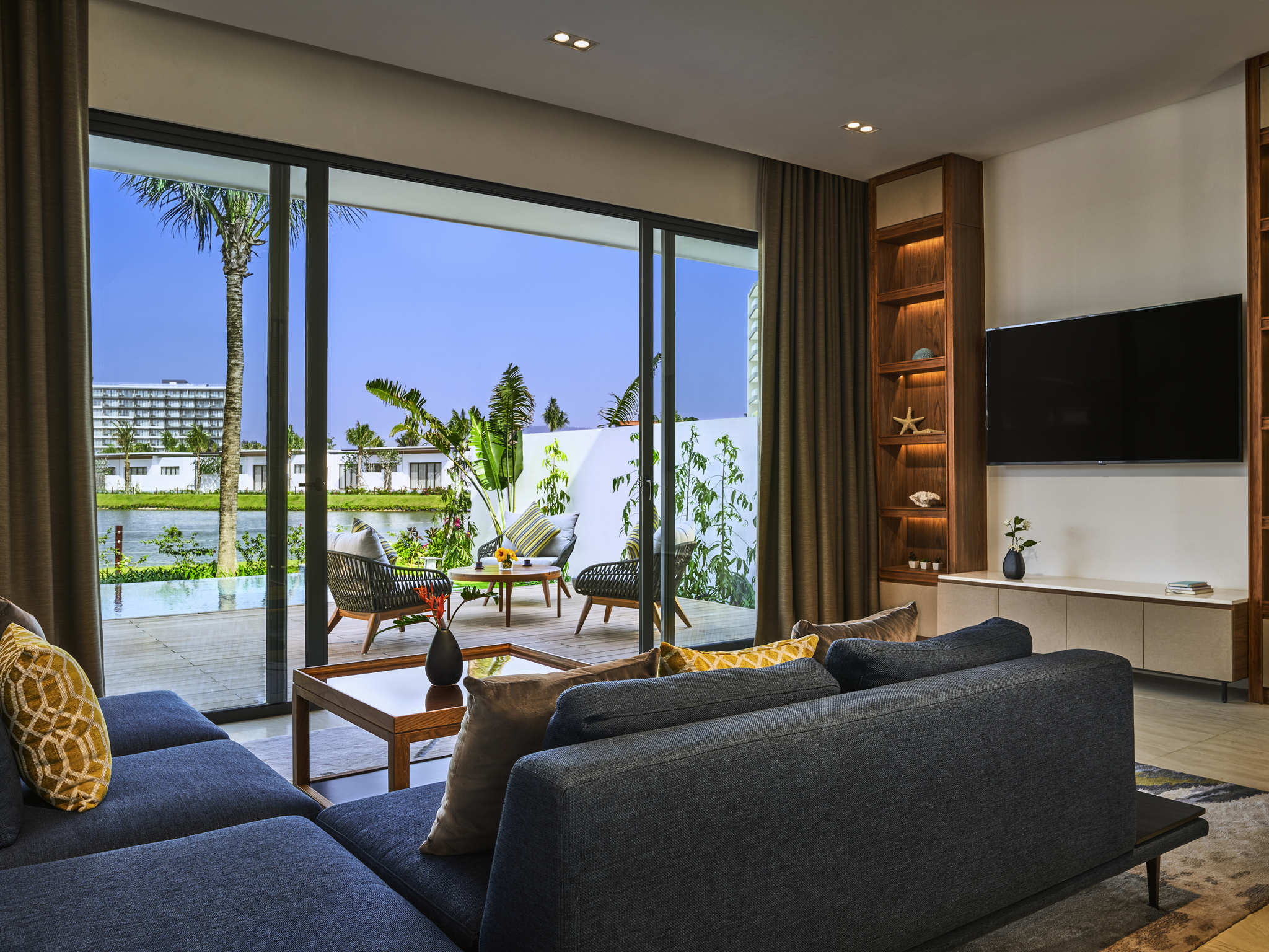 Two bedroom Villa with Private Pool - Lake View #1
