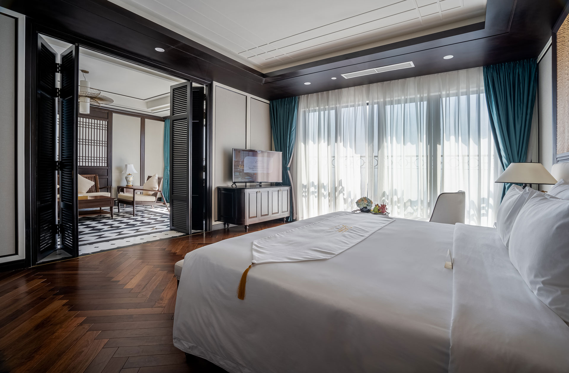 Royal Suite #2