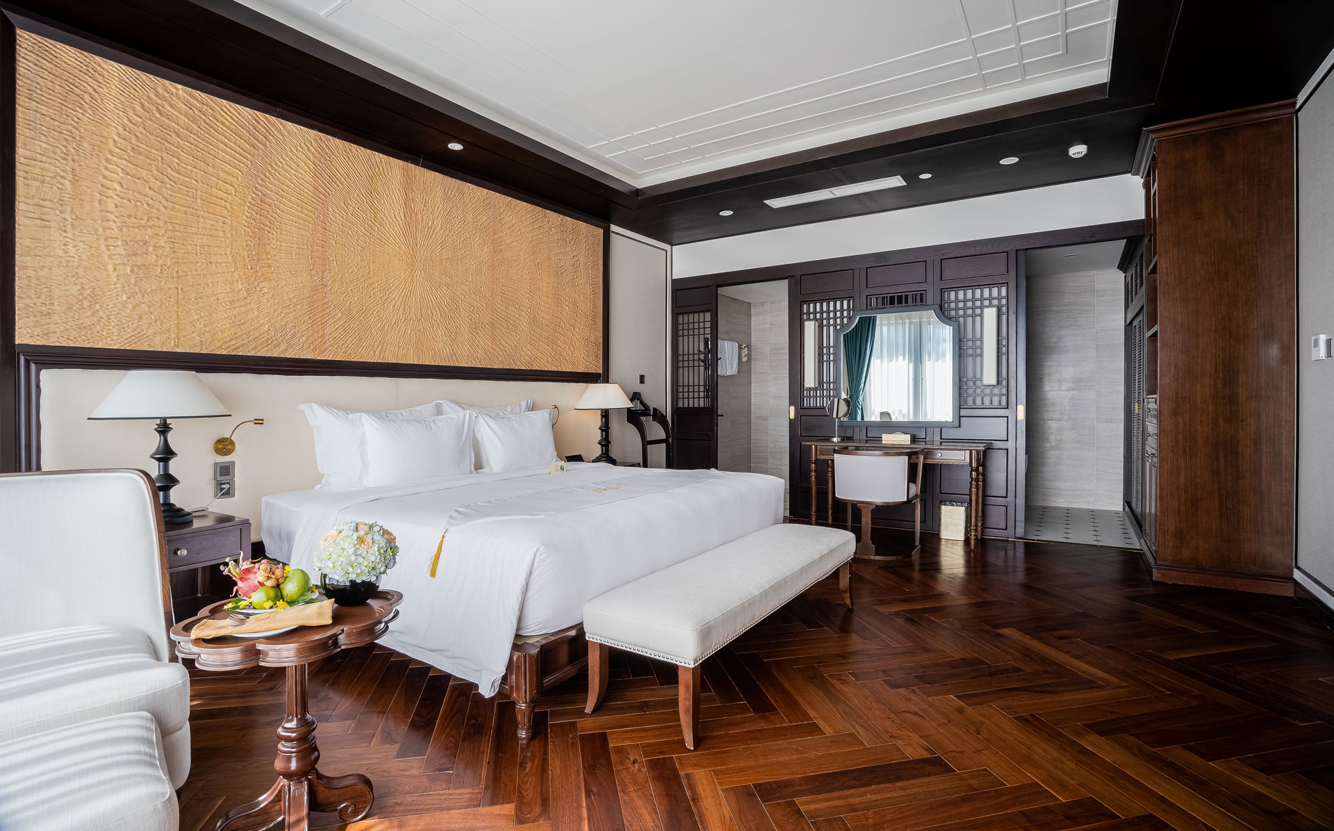Royal Suite #1