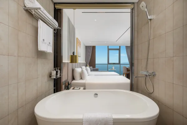 Premier Deluxe Ocean View Twin #3