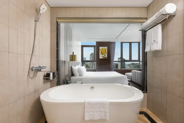 Grand Suite Partial Ocean View #3