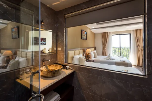Aura Delight with City & Sea View Twin #3