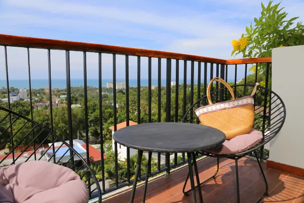 Deluxe Sea View with Balcony Twin #3