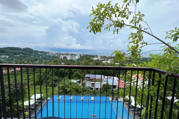 Deluxe Sea View with Balcony Twin #4