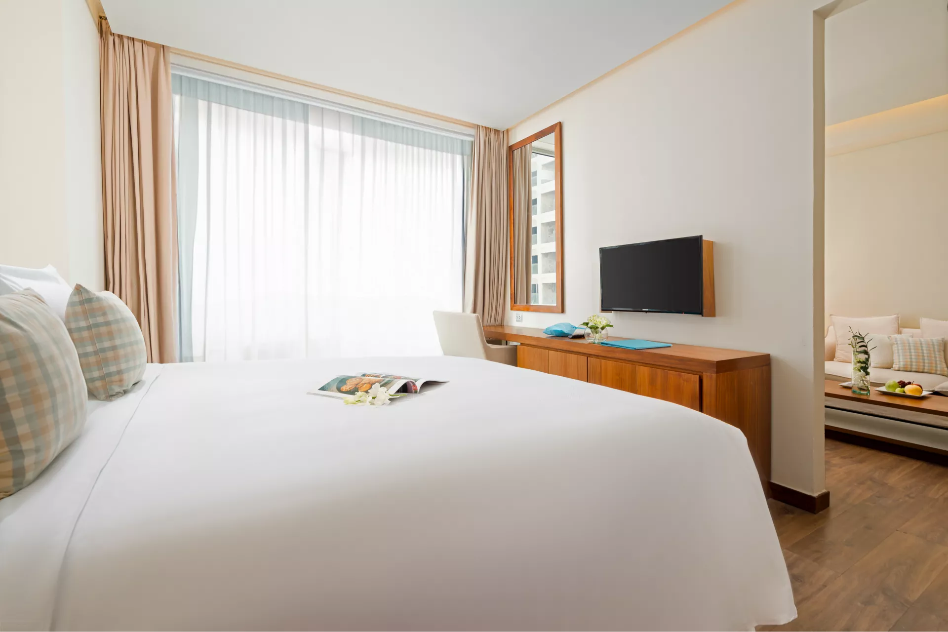 Delight Plus With Balcony (Two-bedroom Apartment with separated Living Room) #2