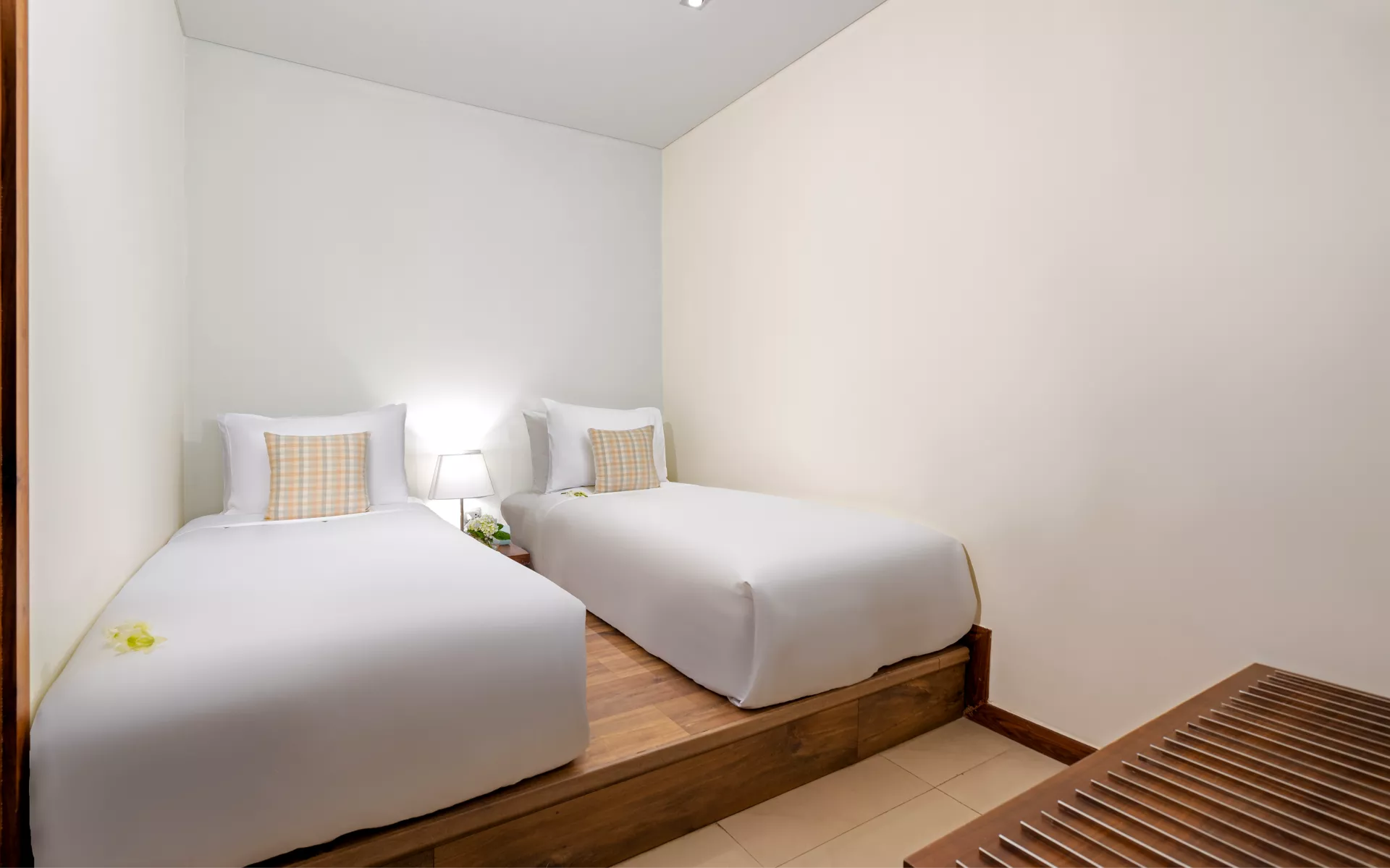 Delight Plus With Balcony (Two-bedroom Apartment with separated Living Room) #4