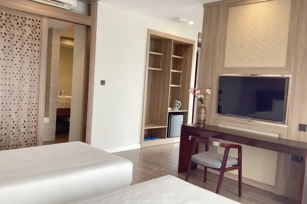 Premier Twin Sea View #3