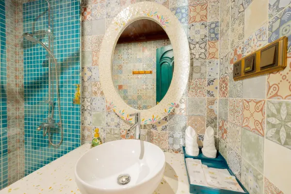 Lumen Amoris, City View, 1 Queen Bed with Balcony #7