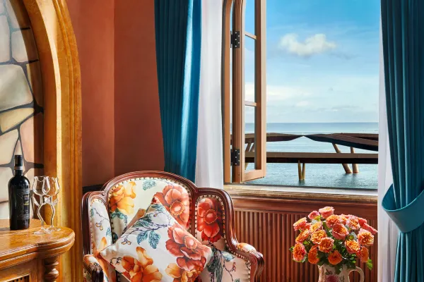 Mare Amoris, Ocean View, 1 King Bed with 2 Windows #3