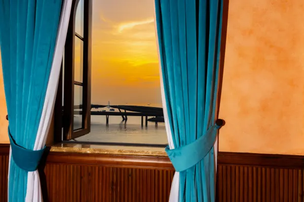 Mare Amoris, Ocean View, 1 King Bed with 2 Windows #5