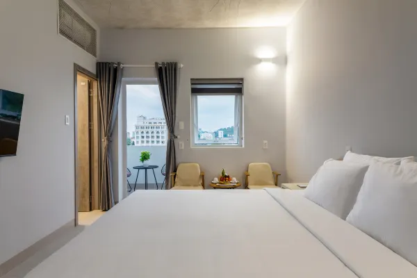 Deluxe Double With Balcony #7