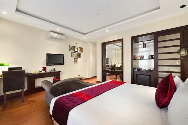 Deluxe Balcony Room #7