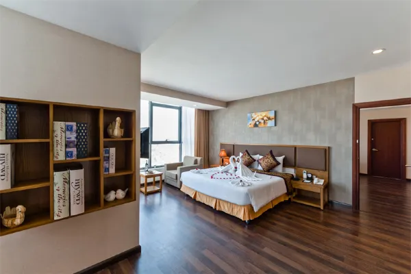 Executive Suite #2