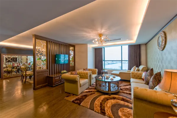 Presidential Suite #5