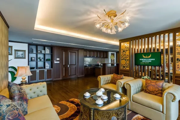 Presidential Suite #6
