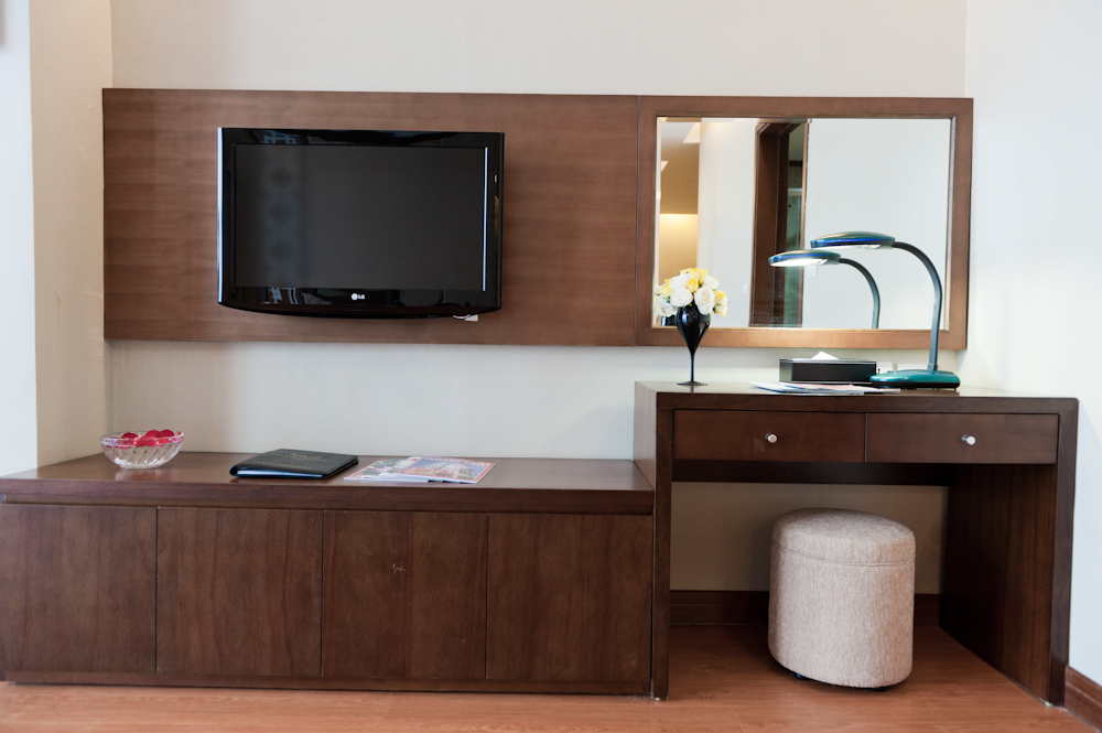 Executive Suite #4