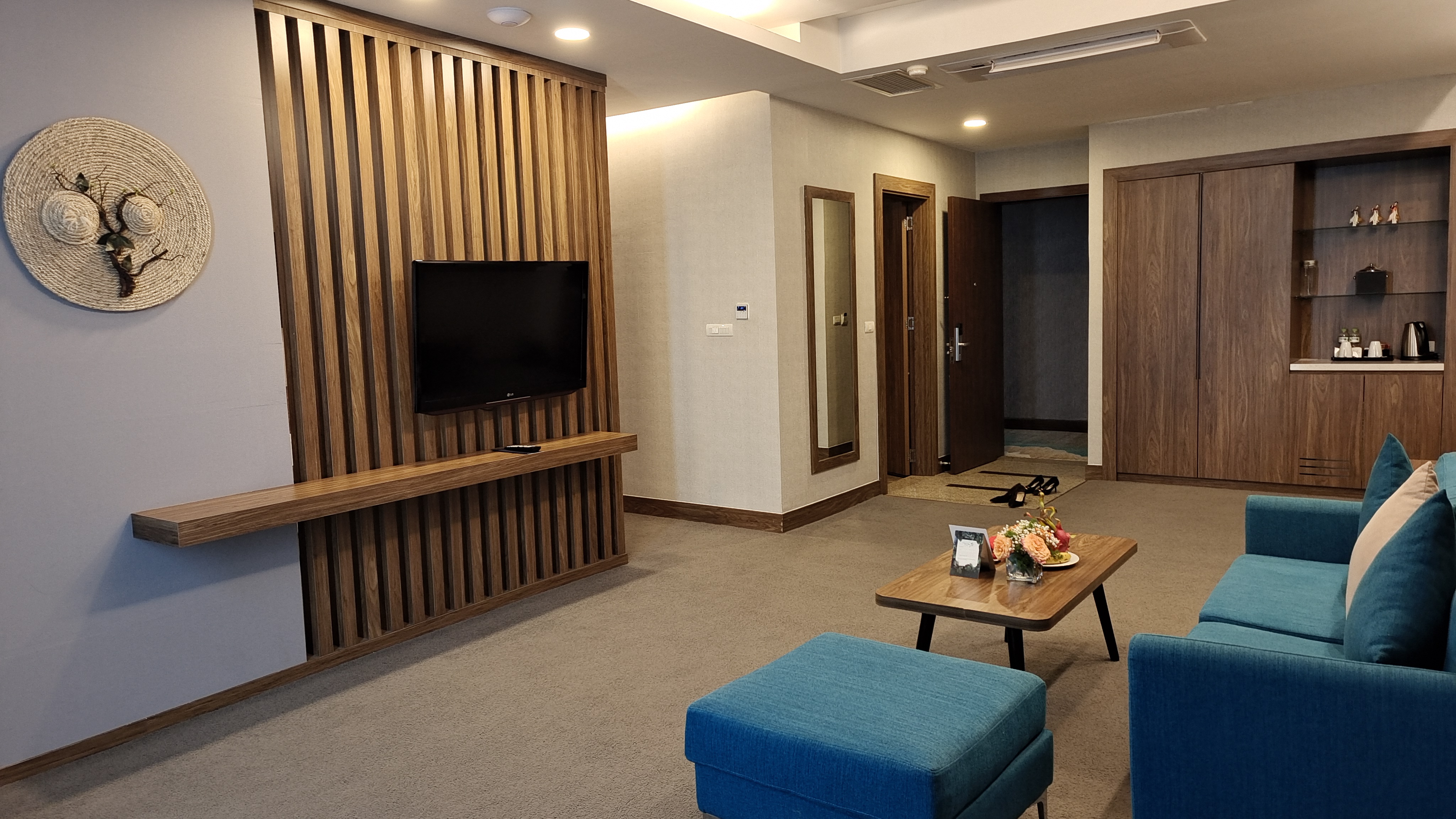 Executive Suite #3