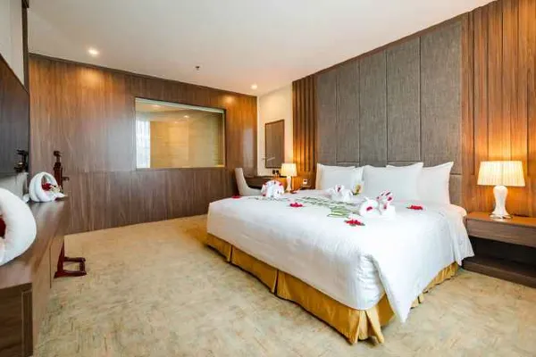 Executive Suite #1