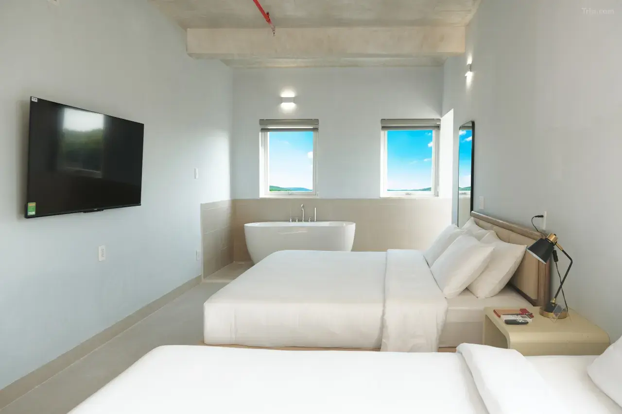 Suite Triple Sea View #1