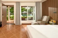 Pool View Bungalow #4